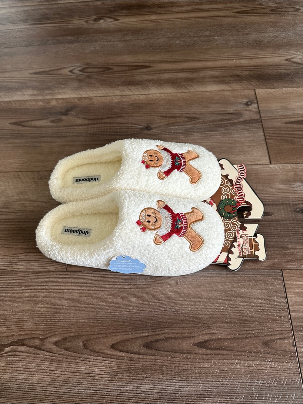 Gingerbread Man Ladies Slippers - Picture 2 of 9